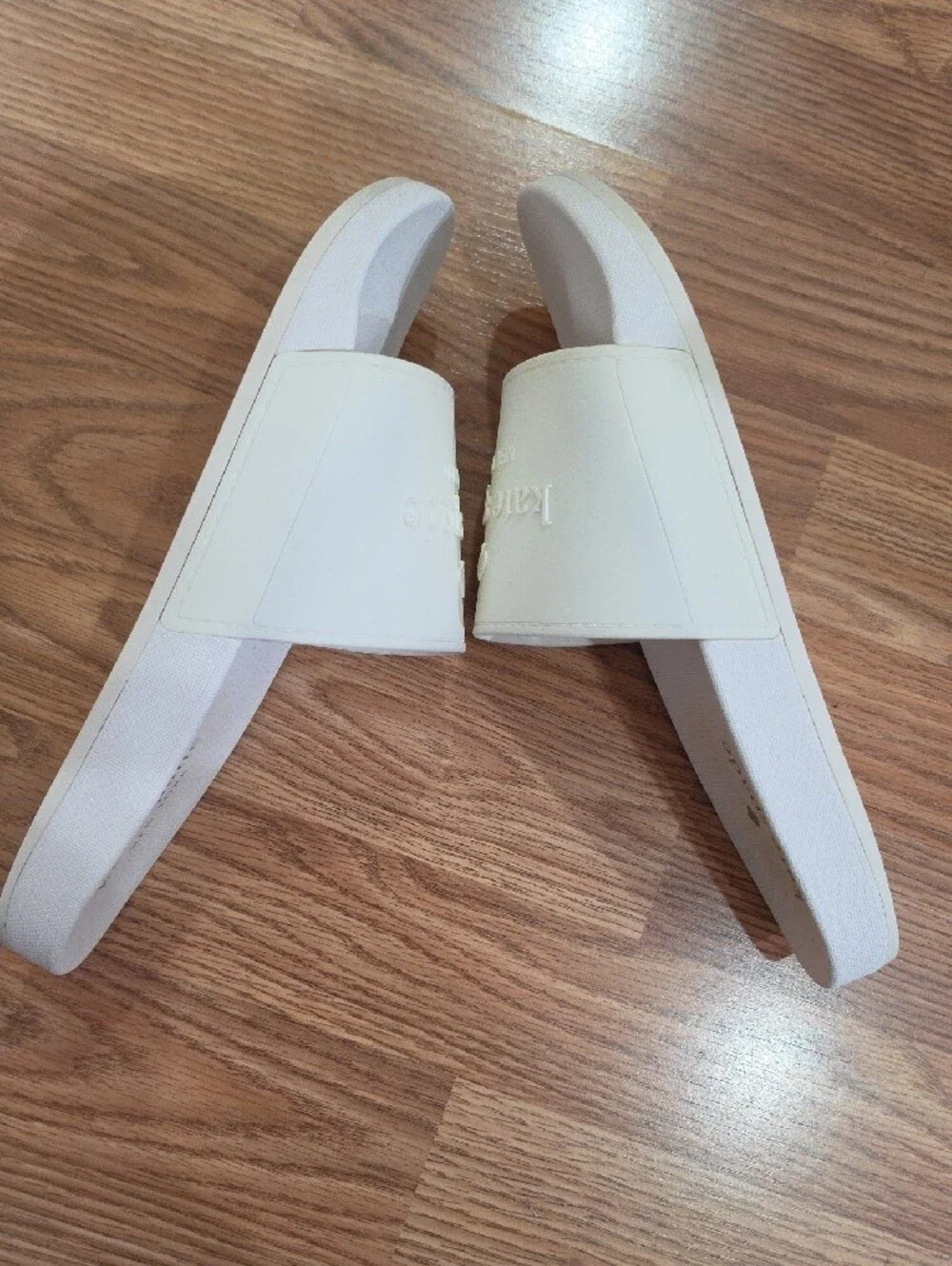 Kate Spade Off-WhiteNew York Sunny E mbossed Slide Sandals- Size 10